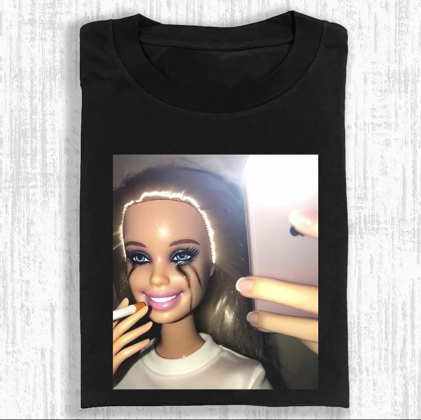 Crying Doll Selfie Graphic Funny T-Shirt/Sweatshirt/Hoodie