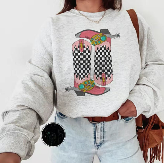 Checker Boots T-Shirt/Sweatshirt/Hoodie