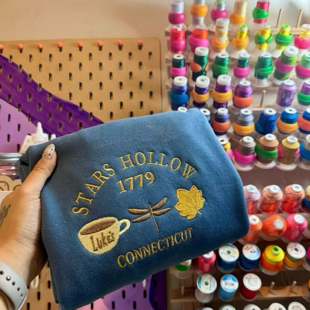 Stars Hollow Fall Embroidered T-Shirt/Sweatshirt/Hoodie