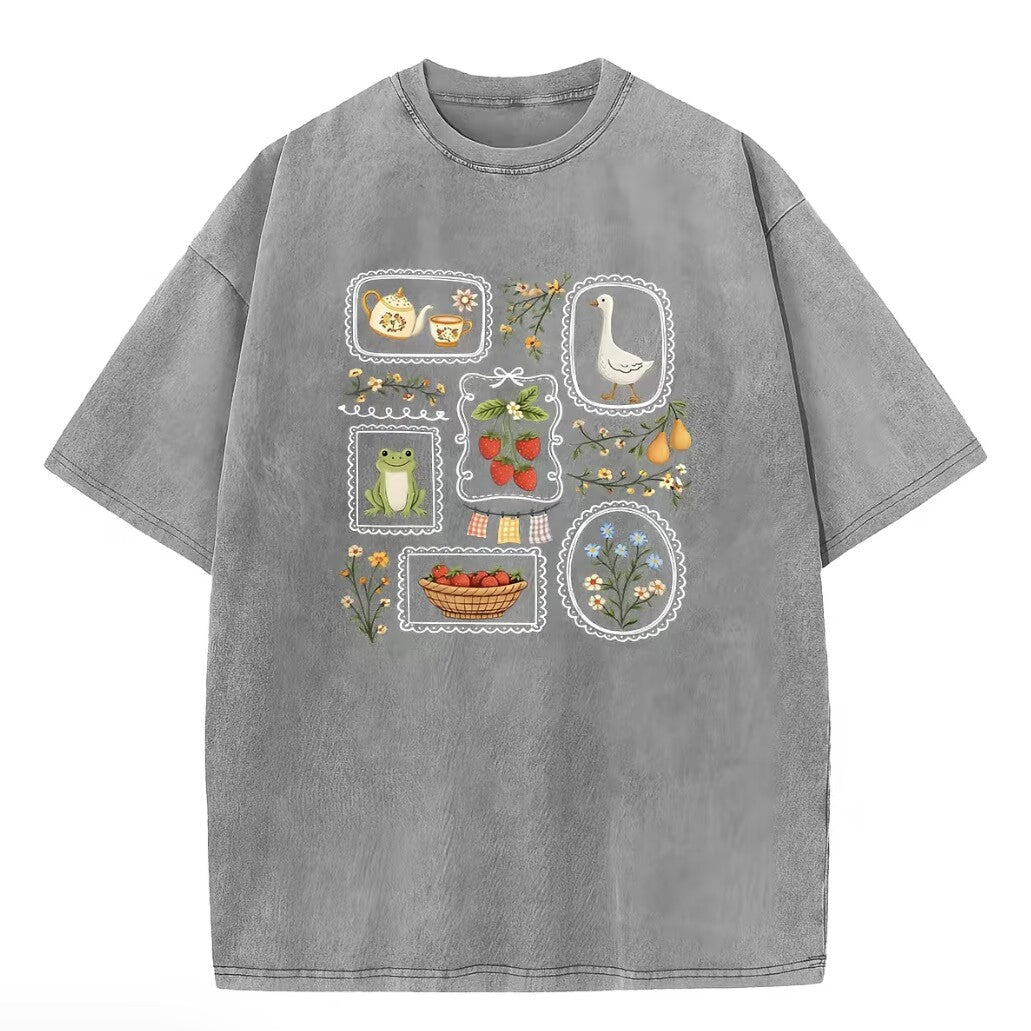 Cute Frog Goose Strawberry Garden Stamp Vintage Washed Graphic T-Shirt/Sweatshirt/Hoodie